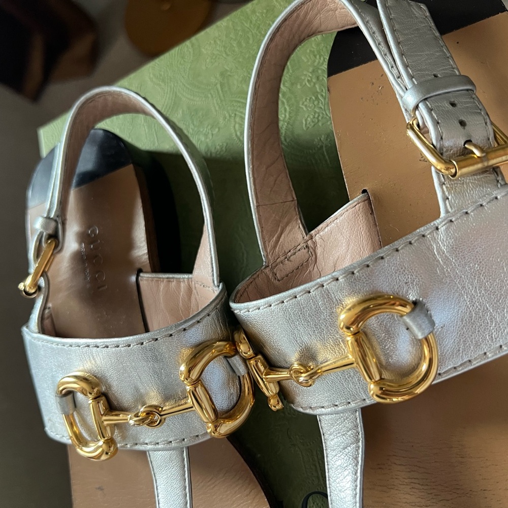 Gucci Women’s sandals with Horsebit